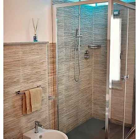 卡西娜德拉音乐旅馆 住宿加早餐酒店 4*