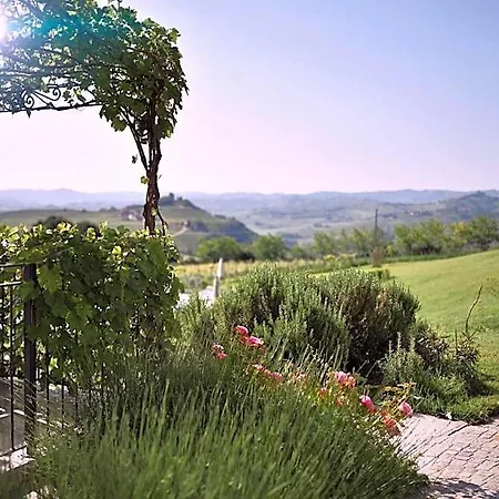 La Cascina Della Musica Bed & Breakfast 4*